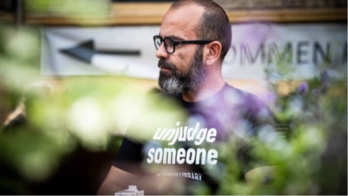 unjudge someone